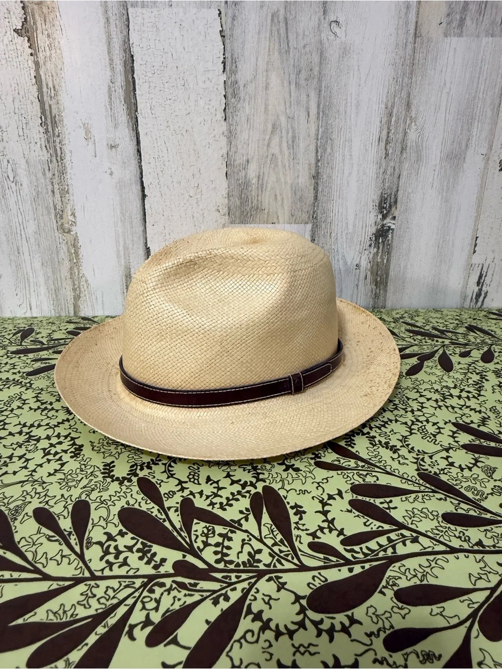 Stetson Natural Straw Hat with Brown Sweatband Large 7 1/4” - 7 3/8”
